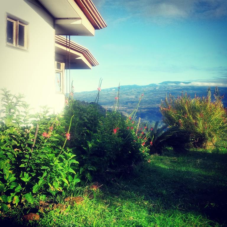Finca Queveri Orosi Exterior photo